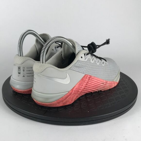 Nike Metcon 5 Gray/Pink Athletic Training Shoes AO2982-004 Women’s Size 6.5 - Picture 5 of 12